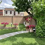 Bed & Breakfast Oasi Ferrara