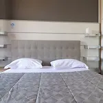Oasi Bed & Breakfast 4*