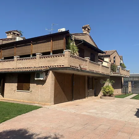 Bed & Breakfast Oasi Ferrara