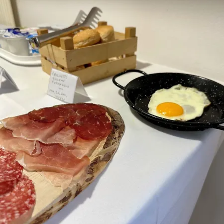 Oasi Oda ve Kahvaltı Ferrara