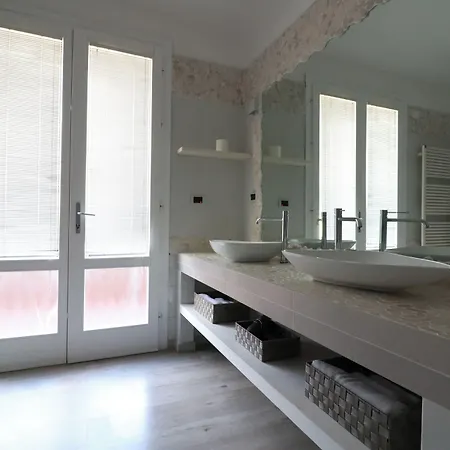 Oda ve Kahvaltı Oasi 4*