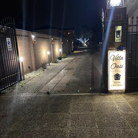 Oda ve Kahvaltı Oasi 4*
